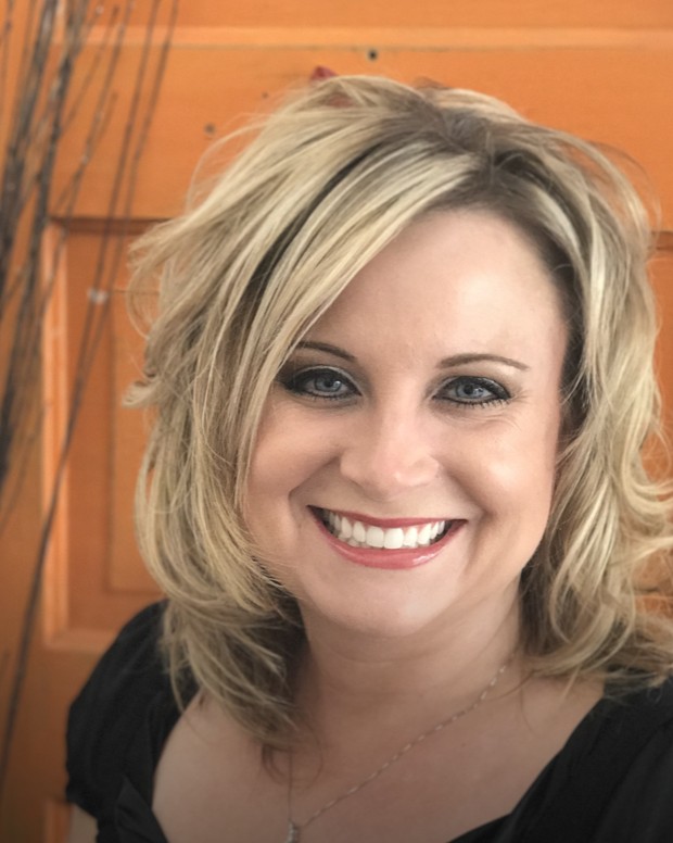 Cyndi Ridenhour, Broker